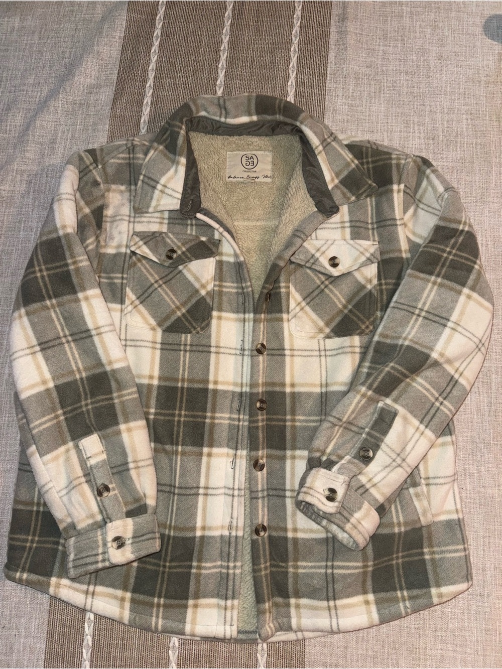 Cozy Plaid Shacket Jacket in Olive Green & Cream